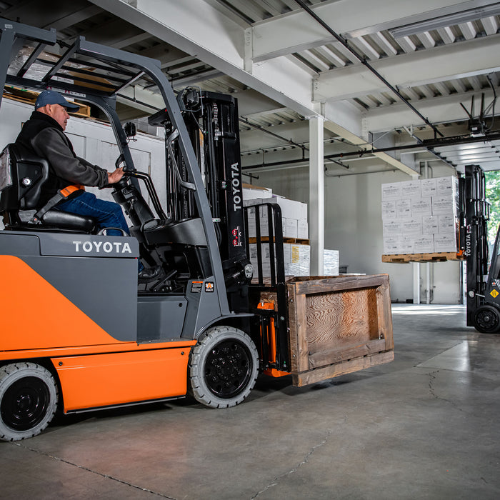 Material Handling Equipment Acquisition and Economic Fleet Management