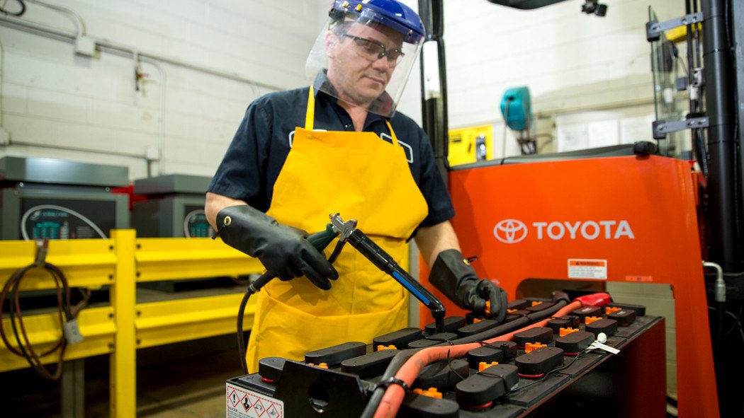 Caring for Your Battery on Your Electric Forklift — Liftow Toyota