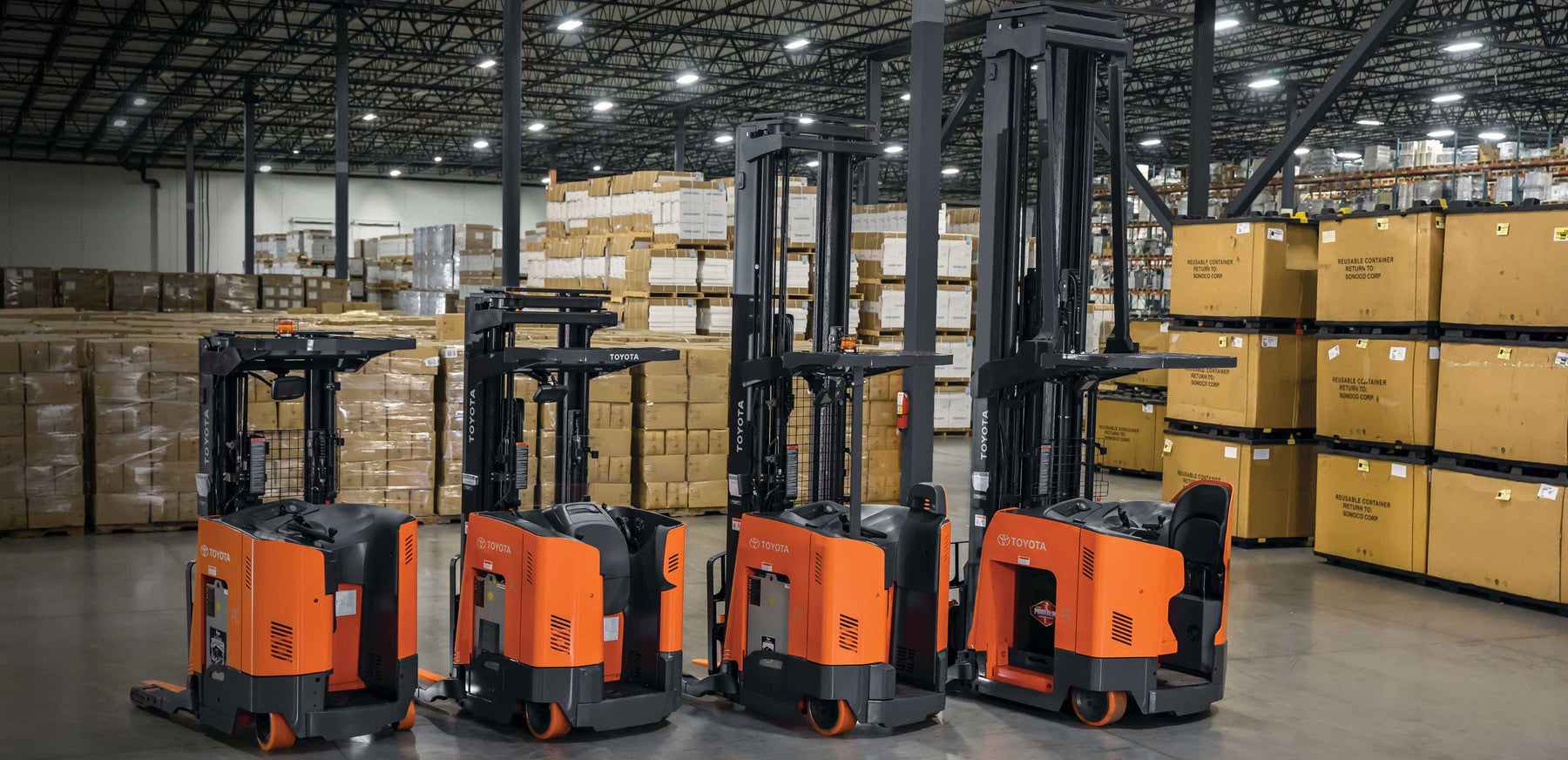 Toyota electric reach truck