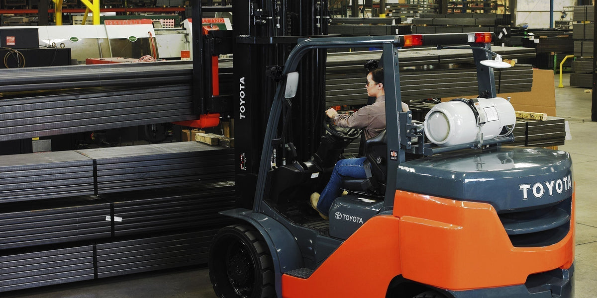 Renting a Forklift the Right Way: How to Prepare, What to Expect