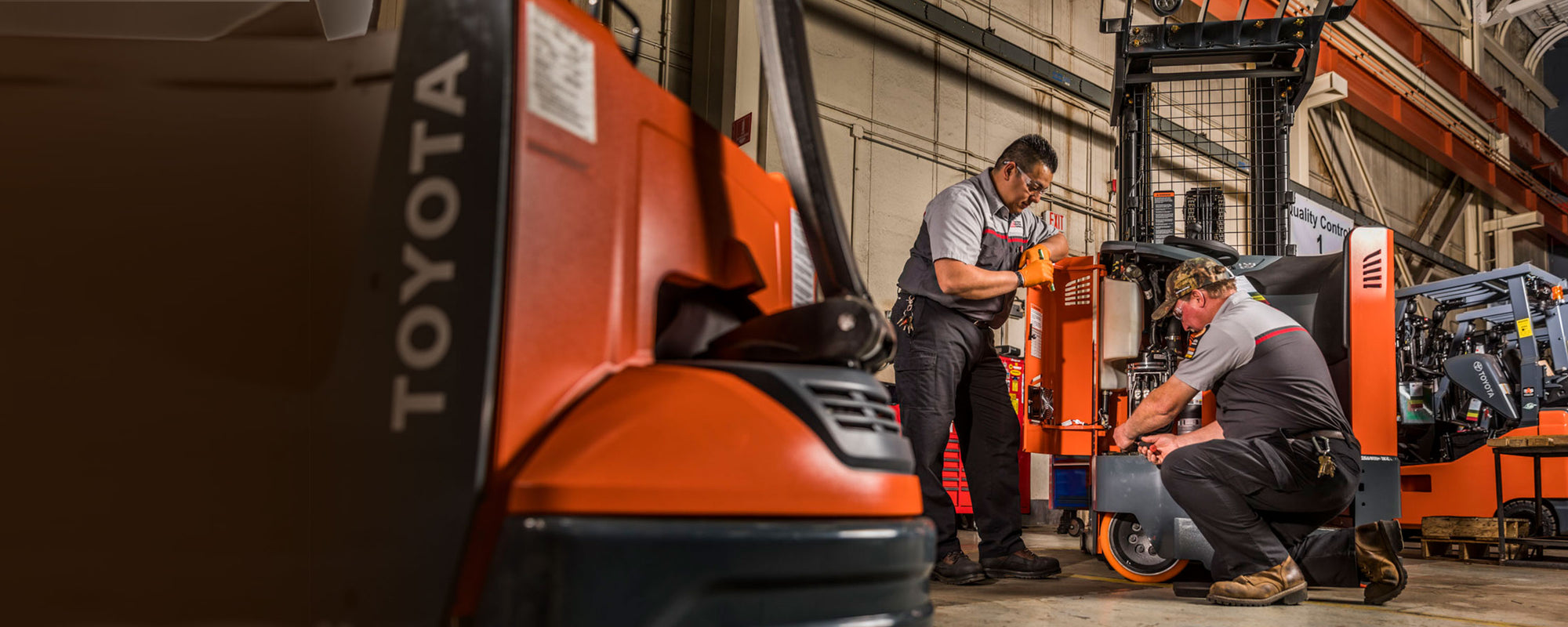 Liftow Ltd. Contact Us — Liftow Toyota Forklift Dealer & Lift Truck